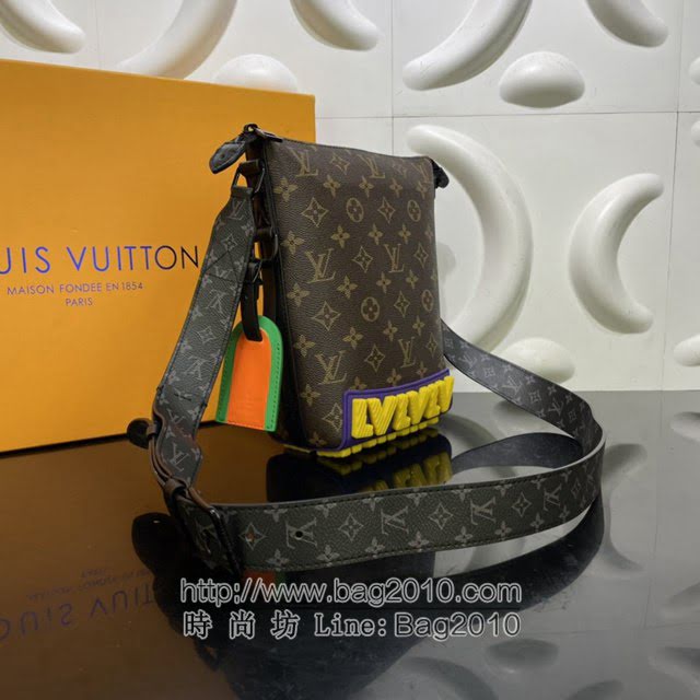 Louis Vuitton新款男包 M57966 路易威登Cruiser邮差包 立体乳胶LV字母贴饰 2021新款LV男士肩背斜挎包  ydh4174